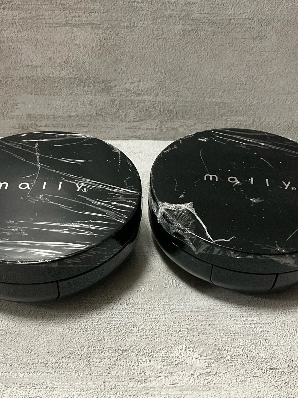 2 Mally flawless finish transforming effect foundation new MEDIUM SHADE